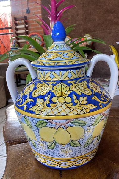 VASO CLASSICO ITALINO COM ALÇA E BARRADO DE LIMÃO SICILIANO